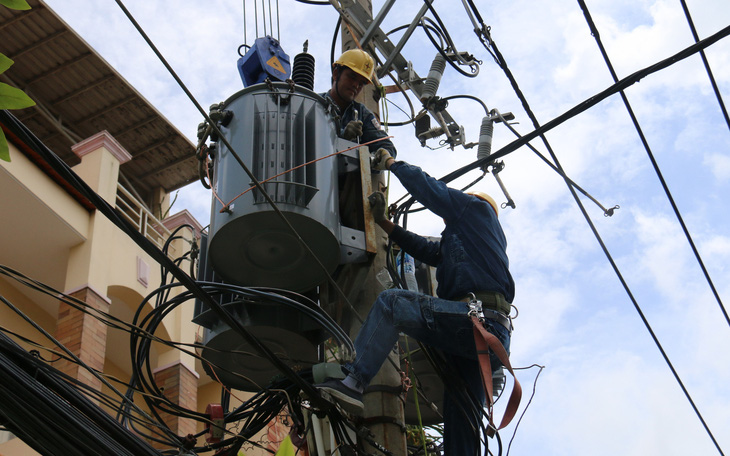 Bộ Công thương: Thông tin ‘100% người dân hài lòng việc tăng giá điện’ là bịa đặt