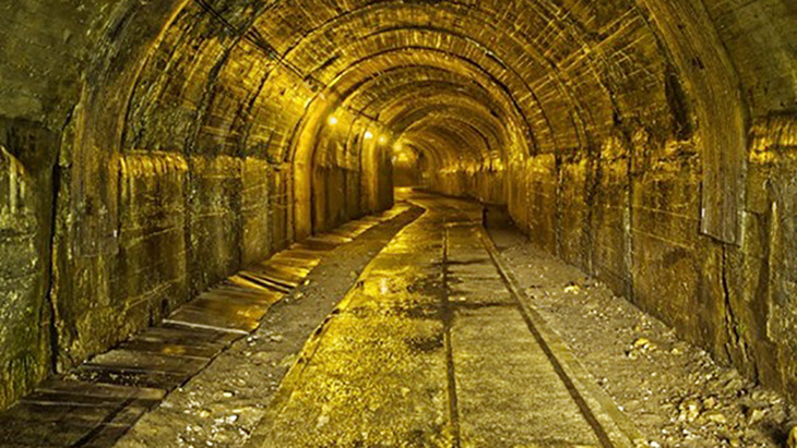 Ai Cập phát hiện mỏ vàng gần 2 tỉ đô trong sa mạc - Ảnh 1.