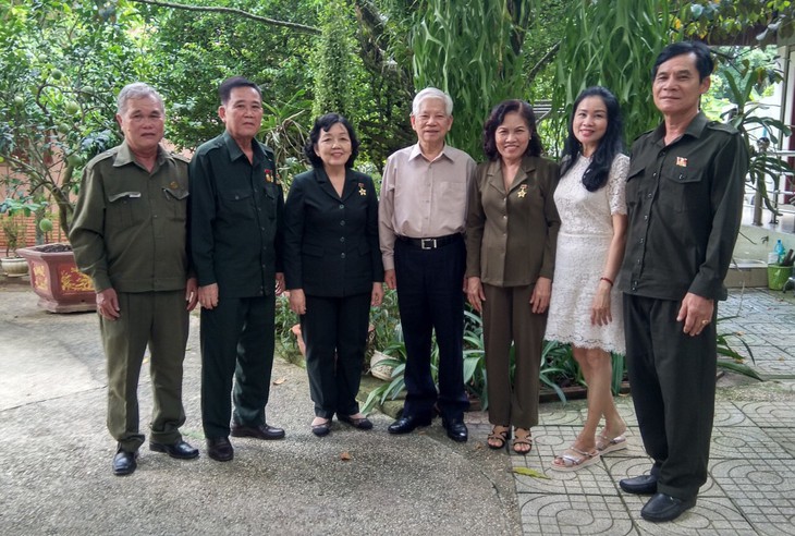 Còn sống là còn trân quý tình đồng đội - Ảnh 3.