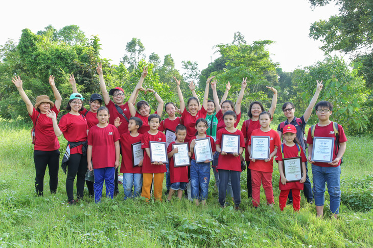 Giáo dục trẻ yêu thiên nhiên qua hoạt động trồng cây gây rừng - Ảnh 3.