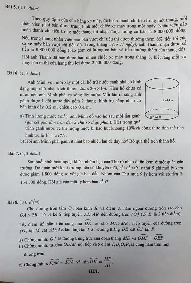 Đề thi toán lớp 10 TP.HCM dễ thở, thí sinh cười tươi ra về - Ảnh 2.