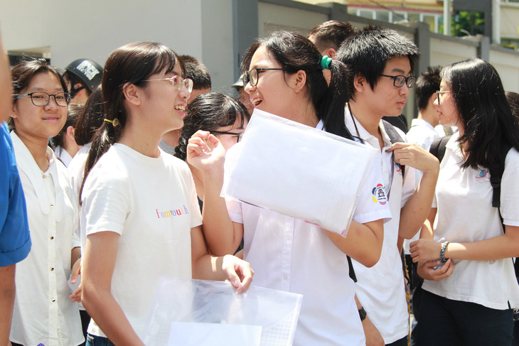 Tuyển sinh lớp 10 ở Hà Nội: Dự kiến giữ nguyên phương án tuyển sinh với 4 môn thi - Ảnh 1.