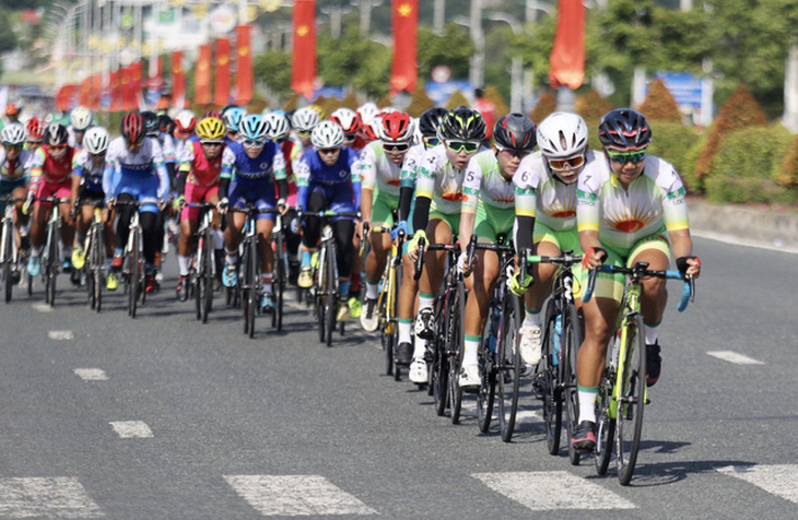 Nguyễn Thị Thật và Thu Mai thống trị các đợt nước rút tại Giải xe đạp nữ toàn quốc 2020 - Ảnh 2.