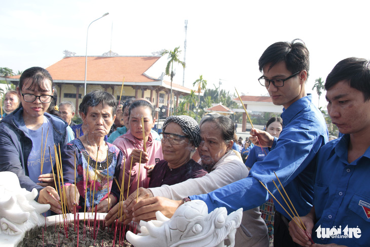 Mẹ Việt Nam anh hùng Phan Thị Tám: ‘Mong các con mãi nuôi dưỡng tình yêu nước’ - Ảnh 2.