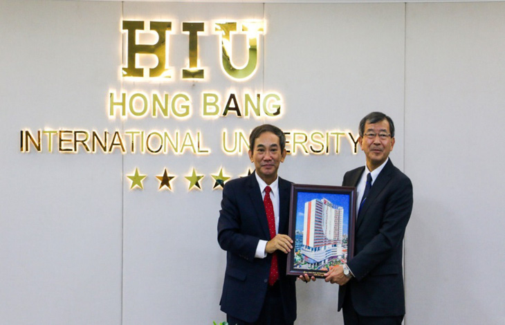 Đại học Quốc tế Hồng Bàng tri ân lãnh sự các nước tại TP.HCM - Ảnh 3.