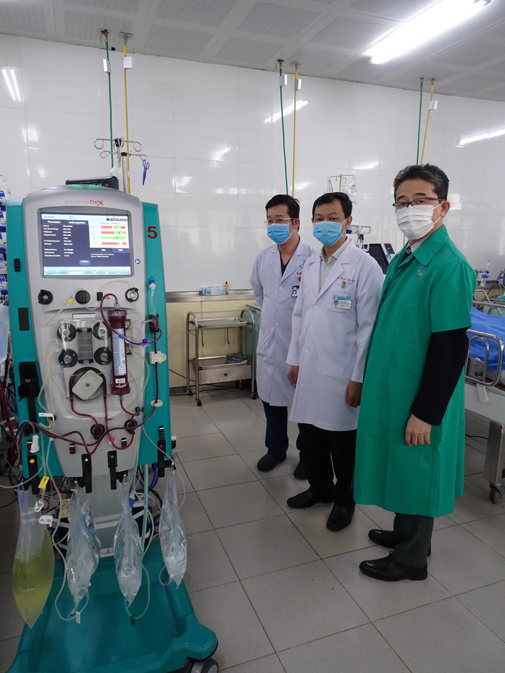 Nhật hỗ trợ Việt Nam thiết bị điều trị COVID-19 trị giá 60 triệu yen - Ảnh 1.