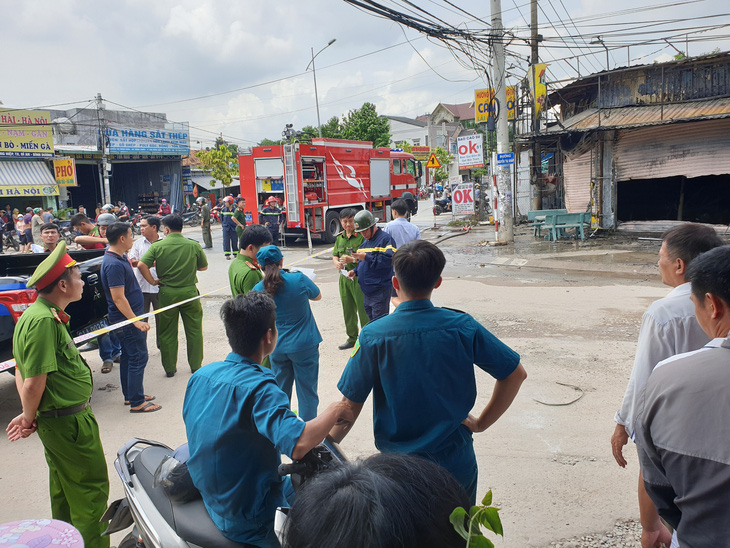 3 người chết cháy giữa ban ngày trong tiệm cầm đồ - Ảnh 6.