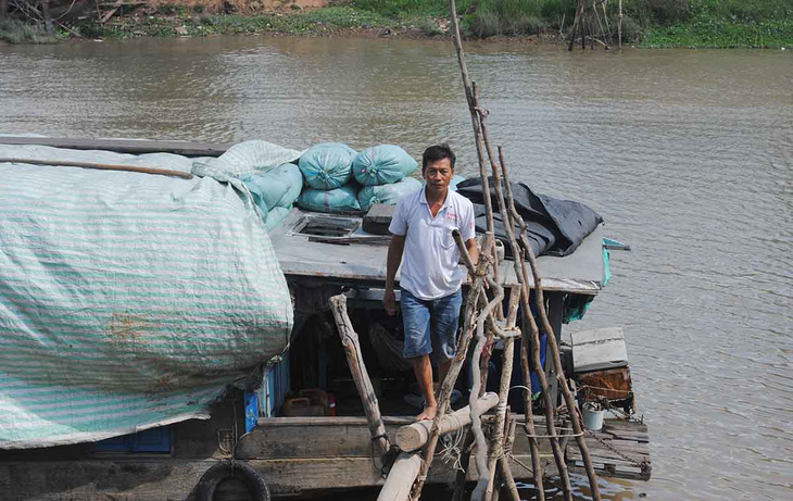 Lênh đênh thương hồ... tro - Ảnh 4.