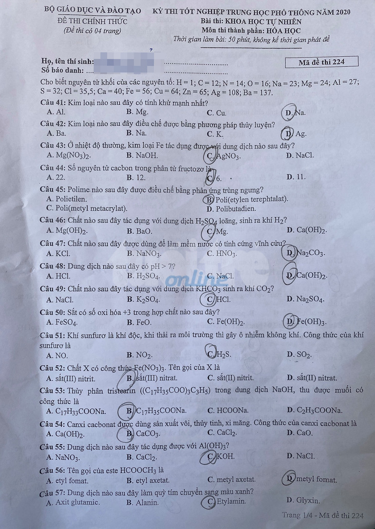 Đề và bài giải môn hóa kỳ thi tốt nghiệp THPT 2020 - Ảnh 1.