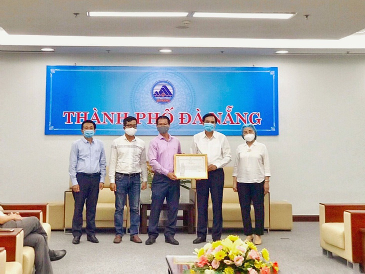 Tập đoàn PPC An Thịnh trao vật tư trị giá 2 tỉ đồng cho TP Đà Nẵng - Ảnh 1.