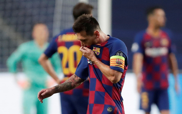 Trao đổi với HLV Koeman, Messi nói "không thấy tương lai ở Barca"