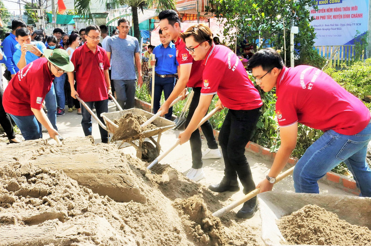 Mùa tình nguyện đặc biệt: Vừa phòng dịch, vừa hoàn thành chiến dịch - Ảnh 1.