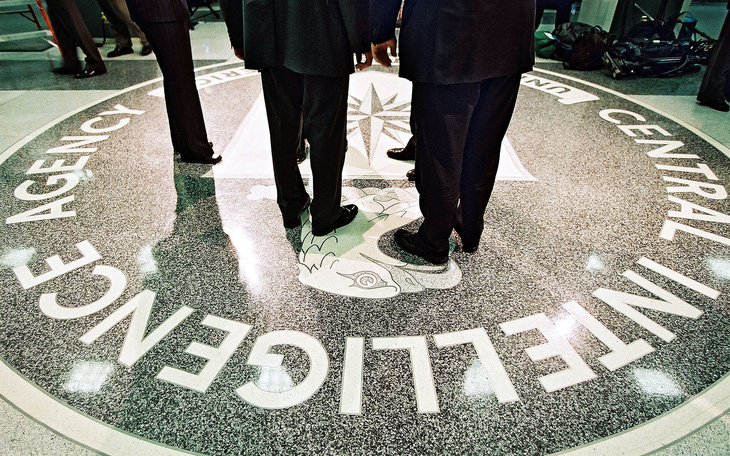 Mỹ bắt cựu nhân viên CIA trong video đếm 50.000 USD bán bí mật cho Trung Quốc