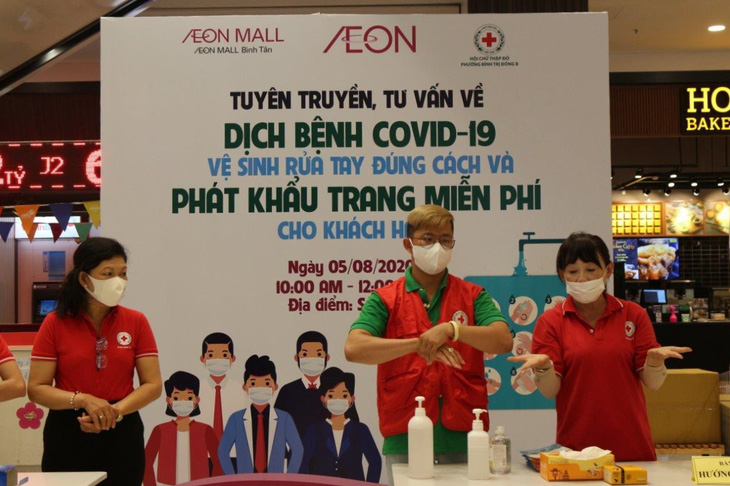 AEON Việt Nam nỗ lực phòng dịch để đem đến môi trường mua sắm an toàn - Ảnh 3.