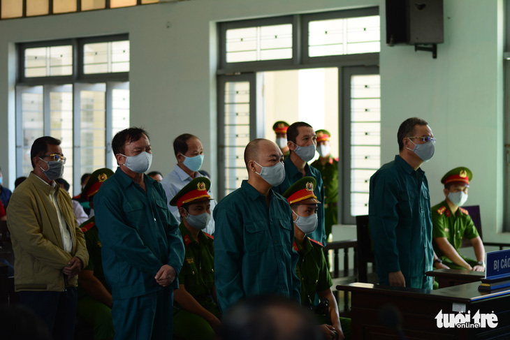 Các cựu lãnh đạo UBND TP Phan Thiết nhận án tù liên quan đến đất đai - Ảnh 1.