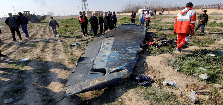 Máy bay Ukraine bị 2 tên lửa Iran bắn nhầm, hành khách còn sống sau tên lửa thứ nhất - Ảnh 1.
