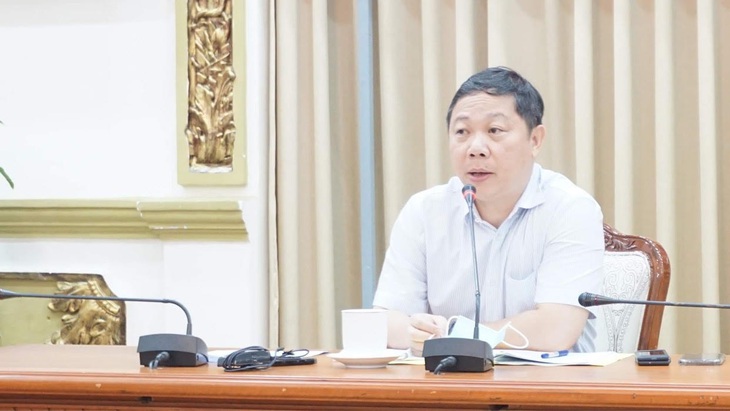 Phó chủ tịch TP.HCM: Mỗi em hi sinh mỗi chút để tất cả được đến trường - Ảnh 2.