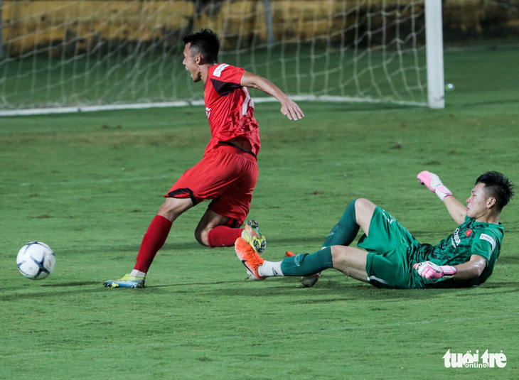 Mưa bàn thắng xuất hiện trong buổi đấu tập thứ hai của U22 Việt Nam - Ảnh 6.