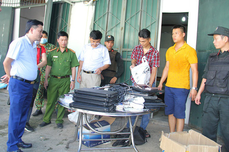Gần 100 cảnh sát truy bắt 21 người Trung Quốc trốn truy nã ở Lào Cai - Ảnh 2.