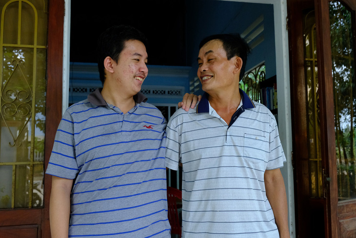 Thủ khoa khối B ở Quảng Ngãi mang khát vọng trở thành bác sĩ chữa bệnh cứu người - Ảnh 2.