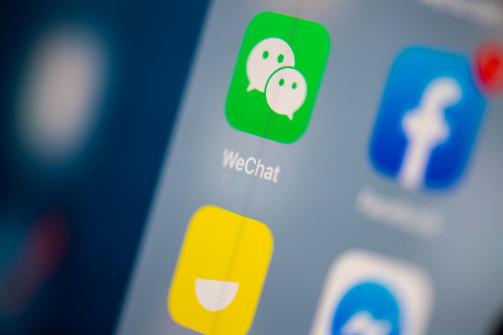 Trung Quốc cảnh báo tẩy chay hàng Apple nếu Mỹ cấm WeChat - Ảnh 1.