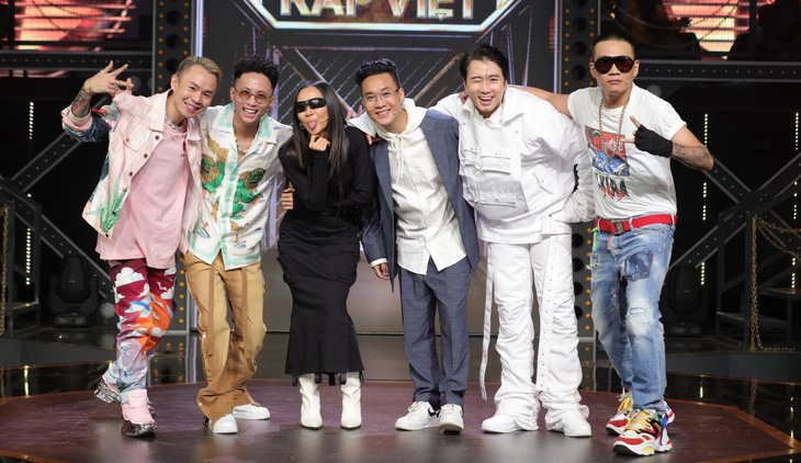 Rap Việt và King of Rap: Khán giả yêu rap phát rồ theo từng tập lên sóng - Ảnh 1.