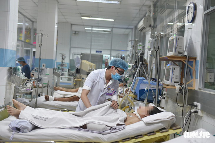 Thêm 2 người nhập viện do ăn pate Minh Chay, TP.HCM ghi nhận 9 ca bệnh - Ảnh 1.