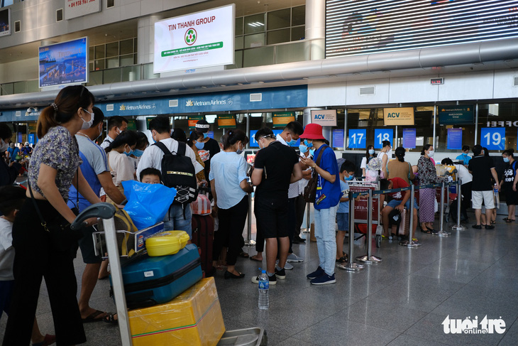 Khách du lịch được đăng ký rời Đà Nẵng trước 15h hôm nay 4-8 - Ảnh 1.