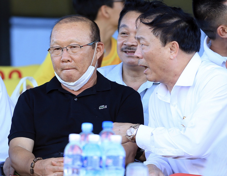 Giám đốc Sở VH-TT&DL Thanh Hóa: Yêu cầu CLB Thanh Hóa rút công văn không tham dự V-League 2020 - Ảnh 1.