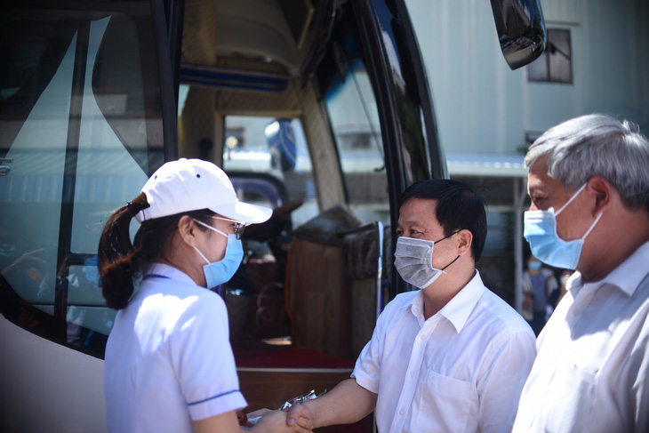 25 y bác sĩ Bình Định lên đường ra Đà Nẵng: Vững niềm tin chiến thắng dịch - Ảnh 6.