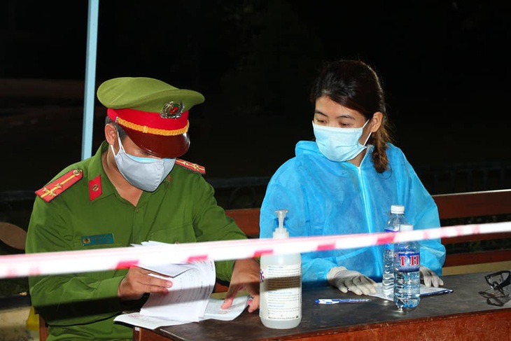 Thủ tướng: Lực lượng công an để lại nhiều dấu ấn trong nhân dân và bạn bè quốc tế - Ảnh 4.