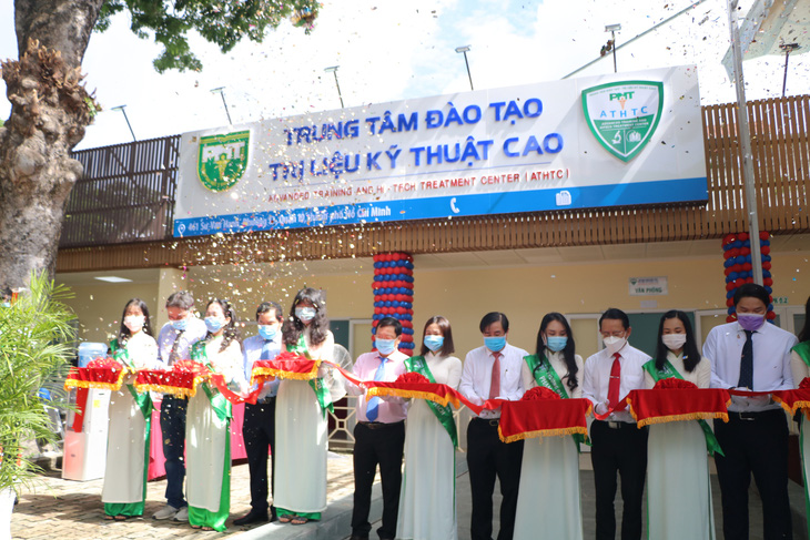 Thành lập Trung tâm Đào tạo - trị liệu kỹ thuật cao để phục vụ dạy và học - Ảnh 1.