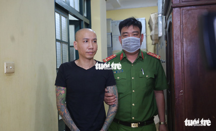 Vợ chồng Phú Lê thừa nhận dính dáng vụ đánh người thân hot girl xăm trổ Đào Chile - Ảnh 1.