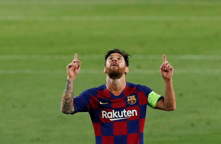 Messi ghi bàn tuyệt đẹp, Barcelona hạ Napoli vào tứ kết Champions League - Ảnh 2.