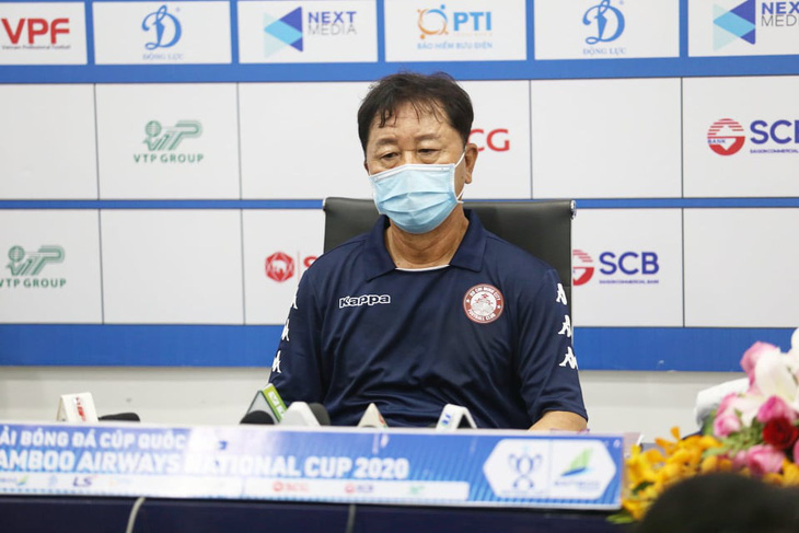 HLV Chung Hae Soung: Công Phượng dự bị vì cầu thủ khác phong độ tốt hơn - Ảnh 1.