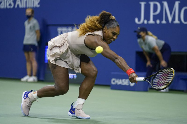 Ngược dòng trước Serena, Azarenka gặp Naomi Osaka ở chung kết Mỹ mở rộng - Ảnh 2.