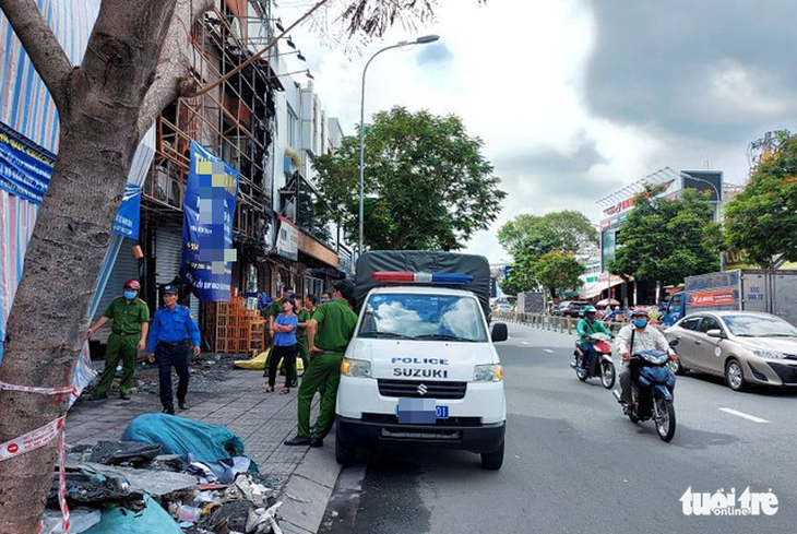 Thực nghiệm hiện trường vụ cháy chi nhánh Ngân hàng Eximbank ở Gò Vấp - Ảnh 3.