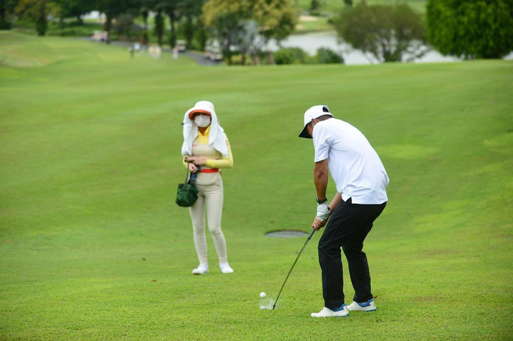 Giải Golf for Start-up 2020: Các golfer vượt qua khó khăn về thời tiết - Ảnh 3.