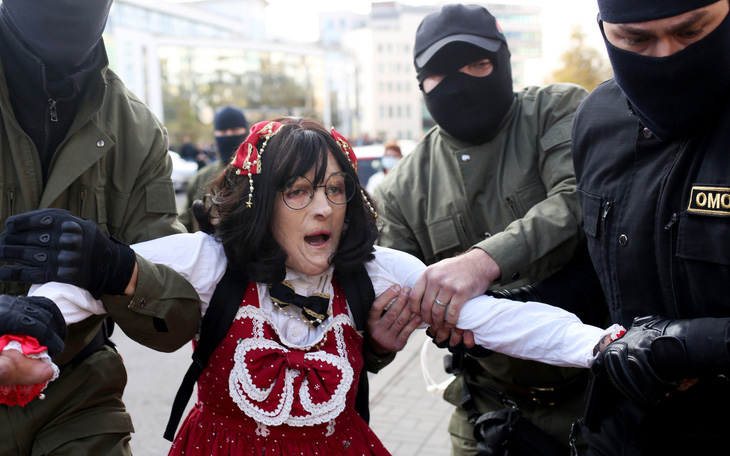 Tin tặc phát tán thông tin cảnh sát Belarus để trả đũa việc bắt giữ người biểu tình