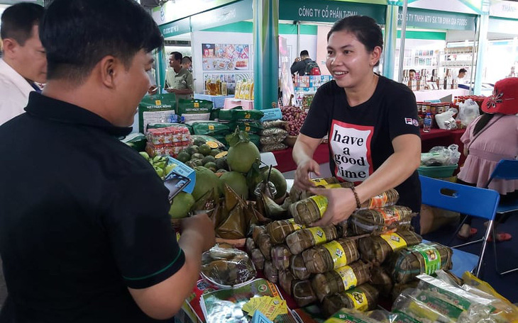 Gần 2.000 mặt hàng đặc sản, nông sản tiếp cận người tiêu dùng TP.HCM