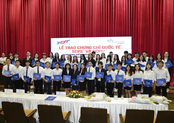 SMEI Việt Nam trao chứng chỉ cho sinh viên Đại học Tôn Đức Thắng - Ảnh 4.