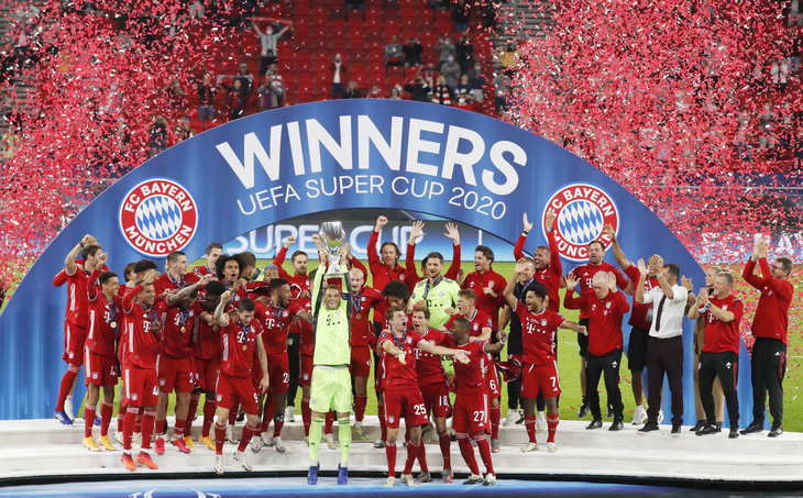 Ngược dòng kịch tính trước Sevilla, Bayern đoạt Siêu cúp châu Âu - Ảnh 1.