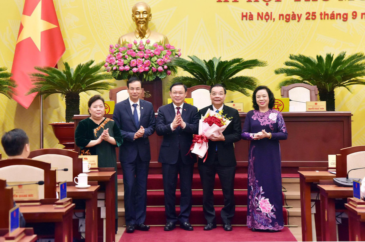 Thủ tướng phê chuẩn kết quả bầu chủ tịch UBND thành phố Hà Nội Chu Ngọc Anh - Ảnh 1.