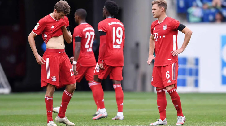 Thua đậm Hoffenheim, Bayern đứt mạch bất bại suốt 9 tháng - Ảnh 3.