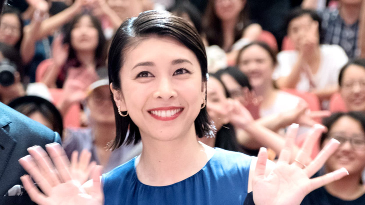 Nhật Bản báo động về tự tử sau cái chết của nữ diễn viên Yuko Takeuchi - Ảnh 1.