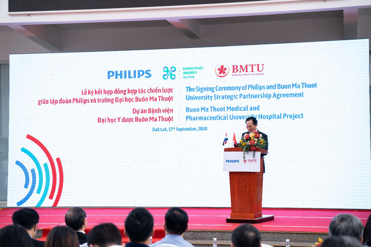 Philips và Trường Đại học Buôn Ma Thuột ký hợp đồng đối tác xây bệnh viện - Ảnh 4.