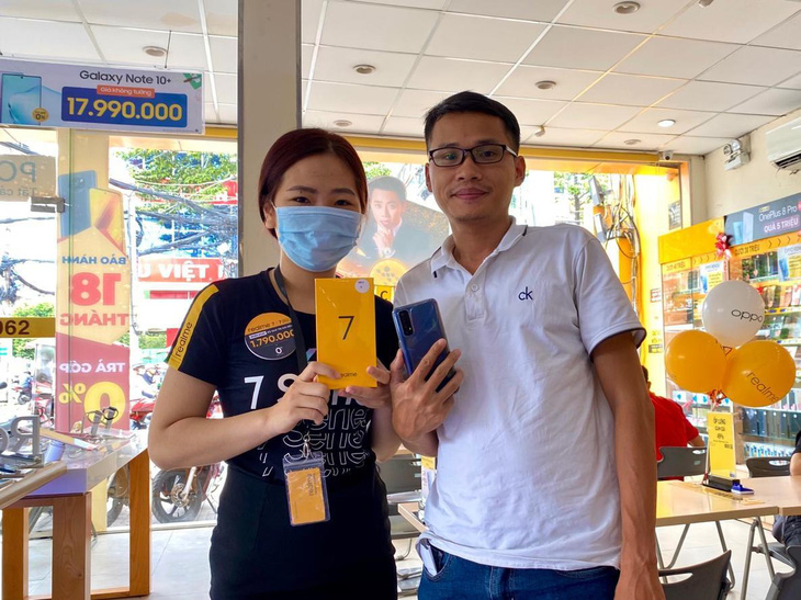 Realme 7 series đạt mốc 3.600 đơn đặt hàng chỉ trong 4 ngày - Ảnh 3.