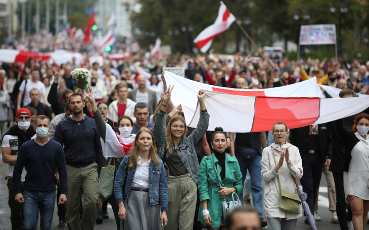 Cảnh sát bắt hàng chục người trong biểu tình lớn ở Belarus