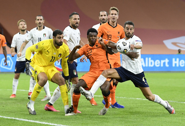 Thi đấu nhạt nhòa, Hà Lan bị Ý đánh bại ở Nations League - Ảnh 2.