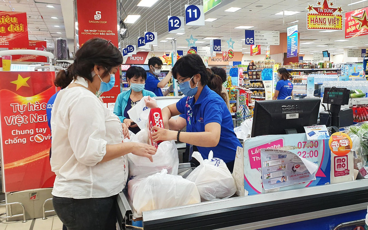 Ngày cuối tích sao nhận quà thiết thực tại hệ thống hơn 100 siêu thị thuần Việt - Ảnh 1.